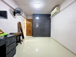 Blk 126 Yishun Street 11 (Yishun), HDB 3 Rooms #559570271